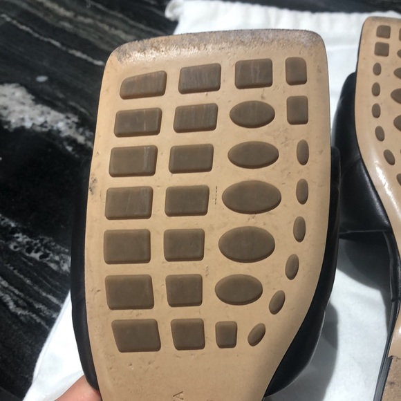 Bottega Veneta Nappa Lido square-toed quilted leather slides - Picture 9 of 10